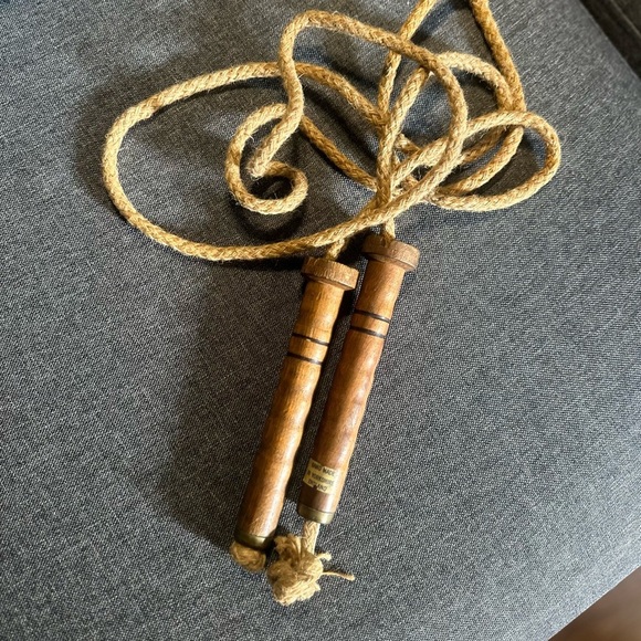 Antique jump rope. Hand made in England. Wooden handles. Collectible. Toys - Picture 2 of 4